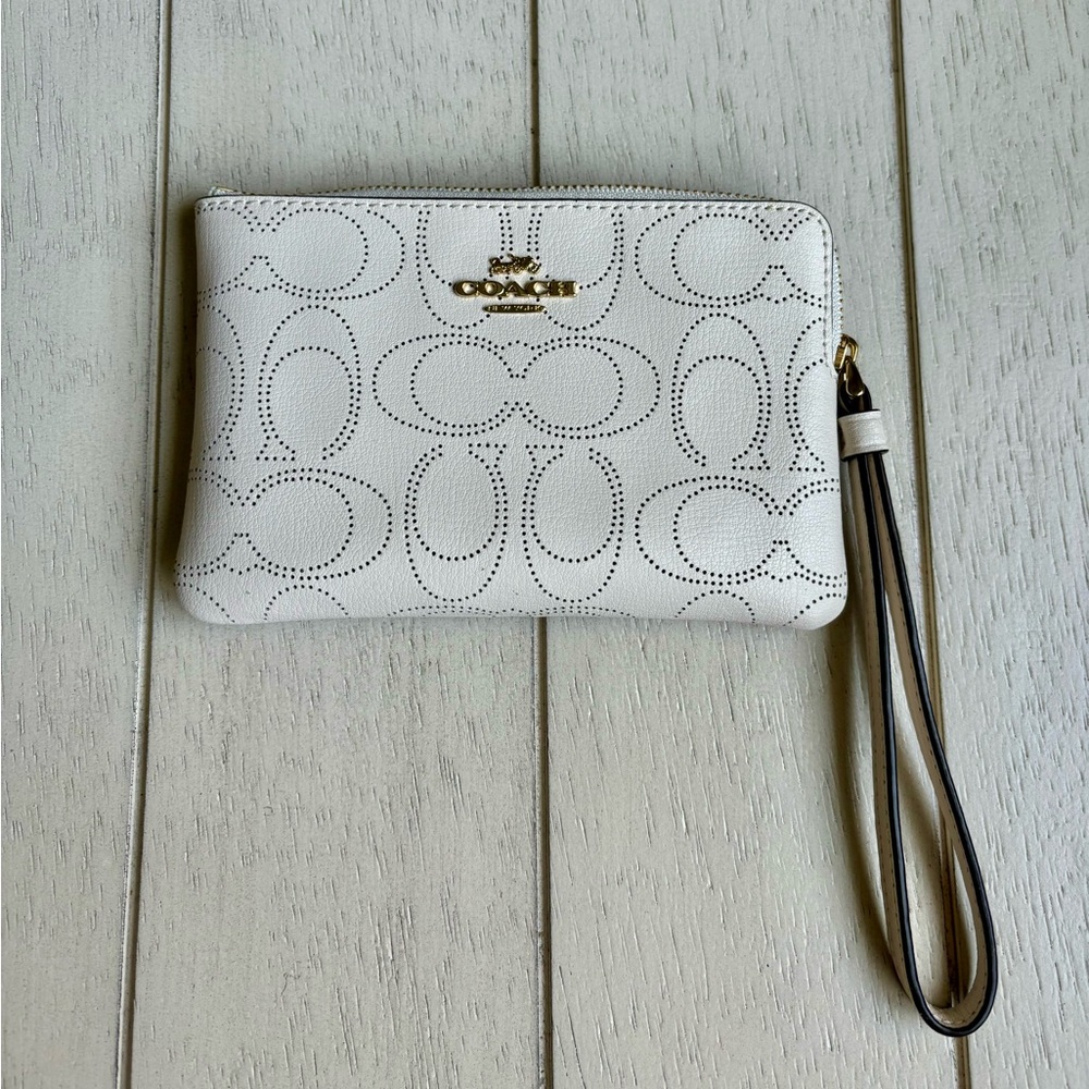 NEW! Small White Coach Wristlet
